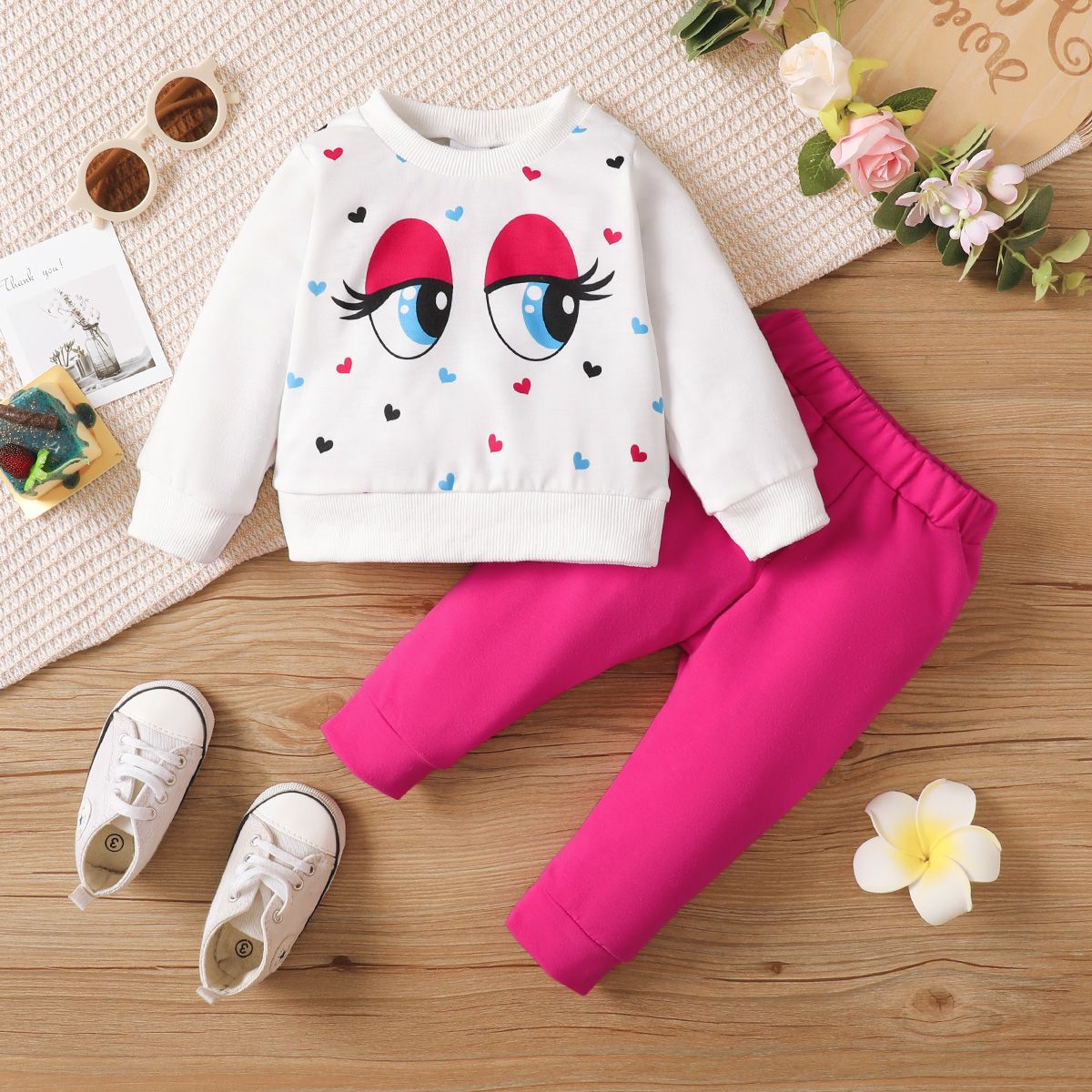 

2pcs Baby Girl Long-sleeve Graphic Sweatshirt and Solid High Waist Leggings Pants Set