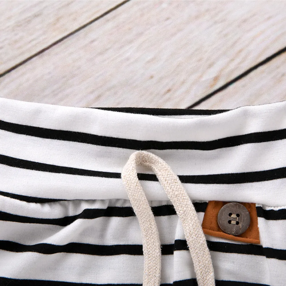 100% Cotton 3pcs Stripe and Feather Print Long-sleeve Baby Set  image 4
