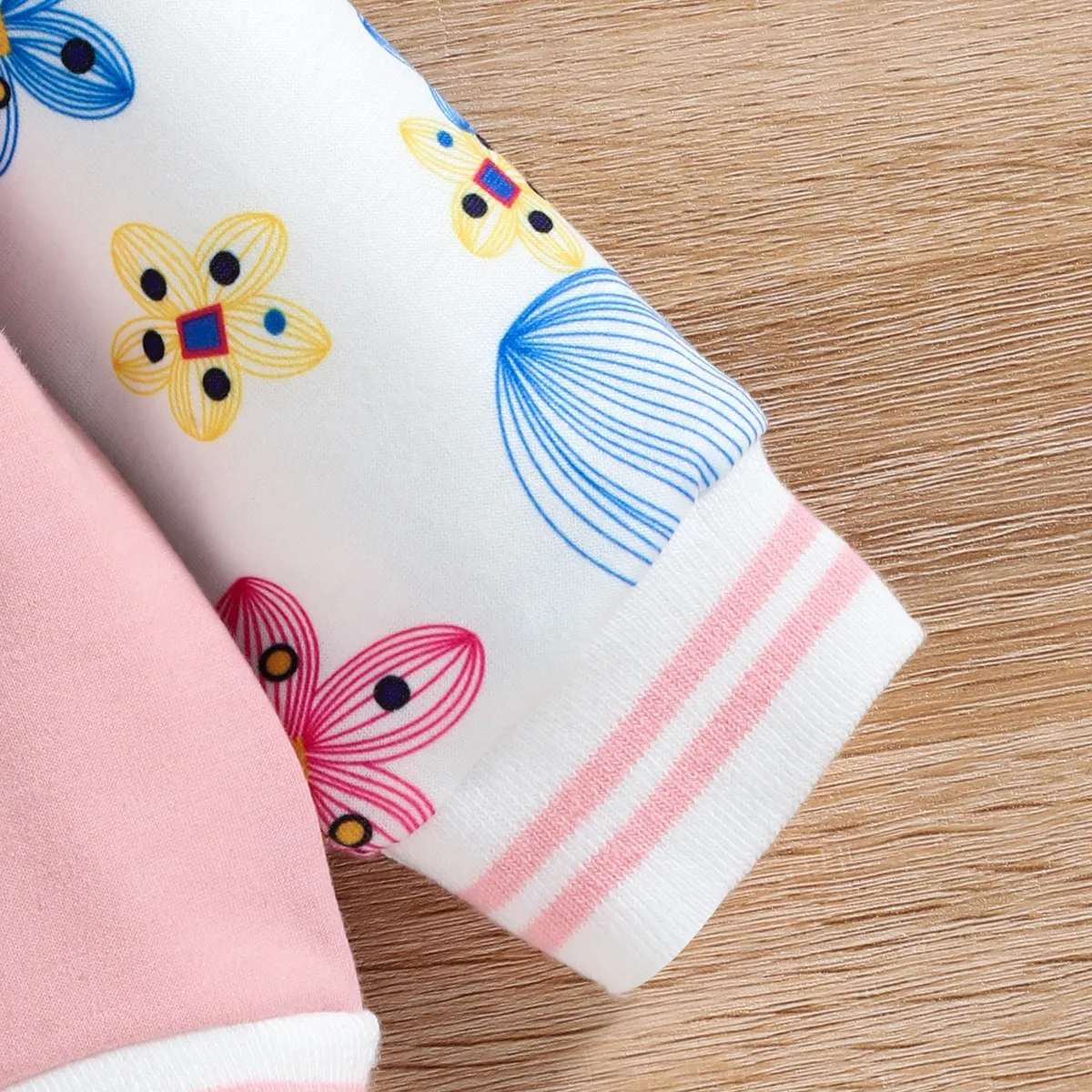 Baby Girl Floral Print Raglan-sleeve Letter Embroidered Button Front Bomber Jacket Pink big image 1