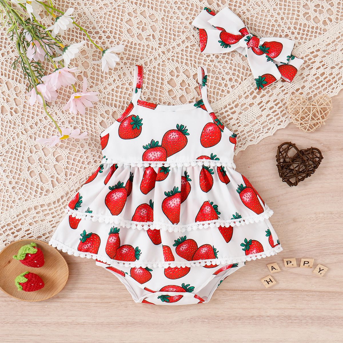 

2pcs Baby Girl Allover Strawberry Print Layered Ruffle Trim Cami Romper & Headband Set