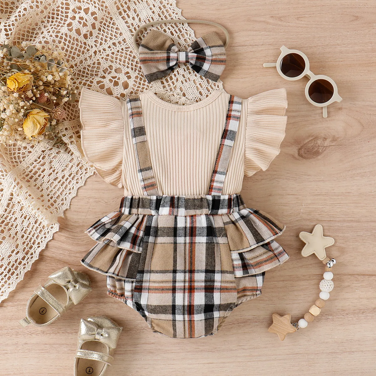 2pcs Baby Girl 95% Cotton Ribbed Ruffle-sleeve Bow Decor Spliced Plaid Romper & Headband Set Apricot big image 1