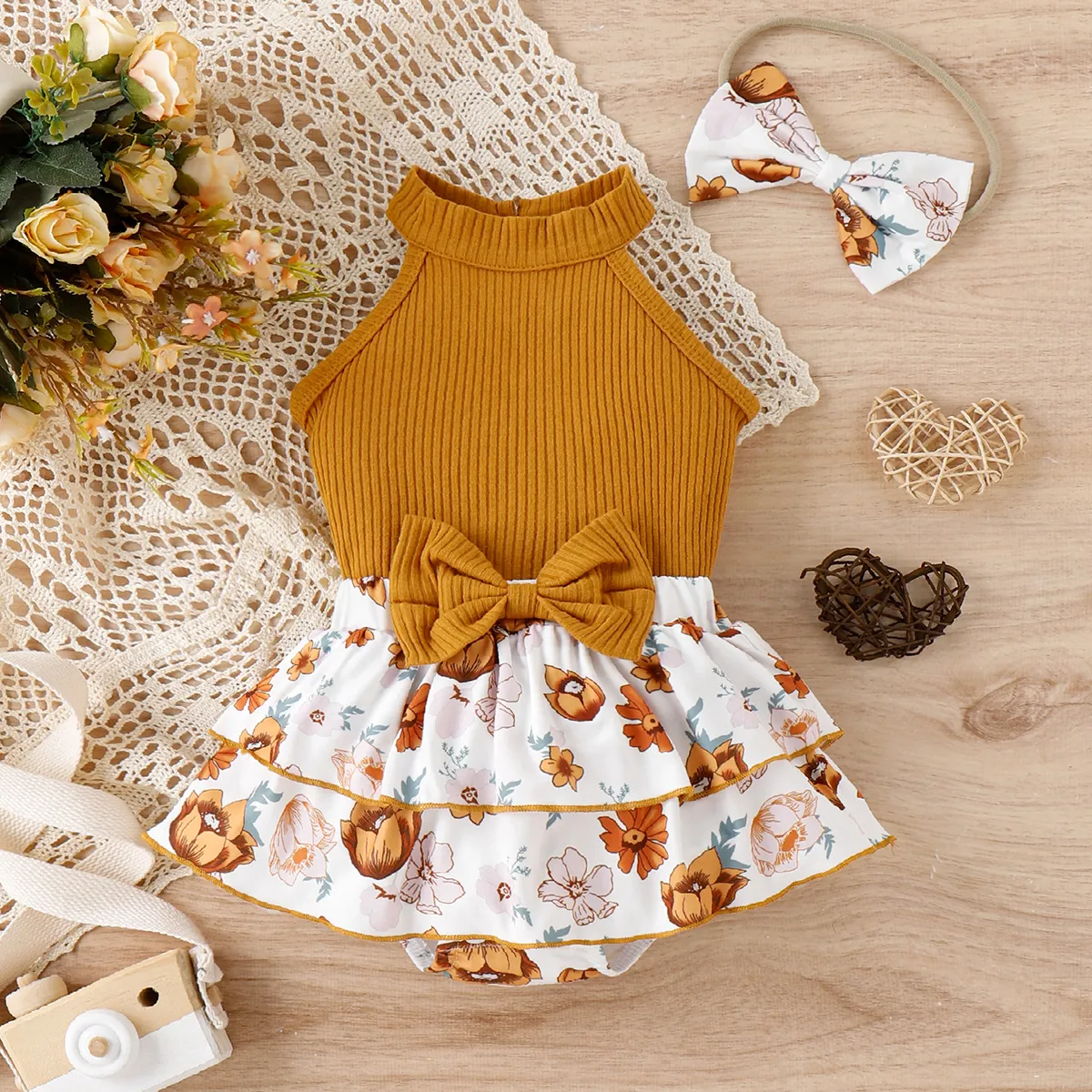 3pcs Baby Girl 95% Cotton Ribbed Sleeveless Crop Top and Floral Print Layered Ruffle Shorts & Headband Set Brown big image 1