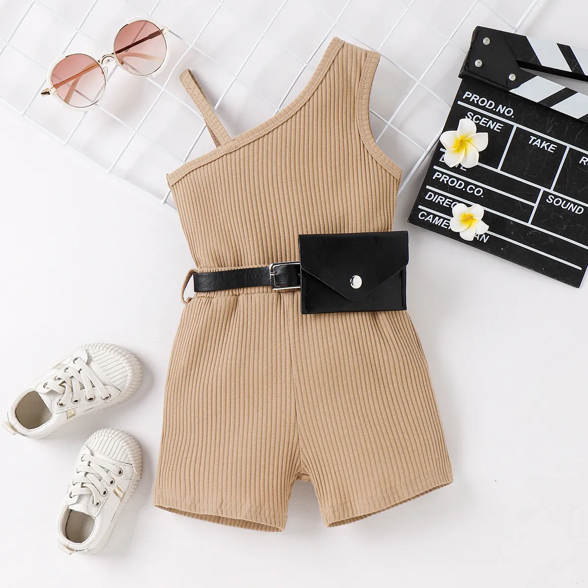 3pcs Toddler Girl Ribbed One Shoulder Camisole & Belted Wasit Bag and Shorts Set  big image 1