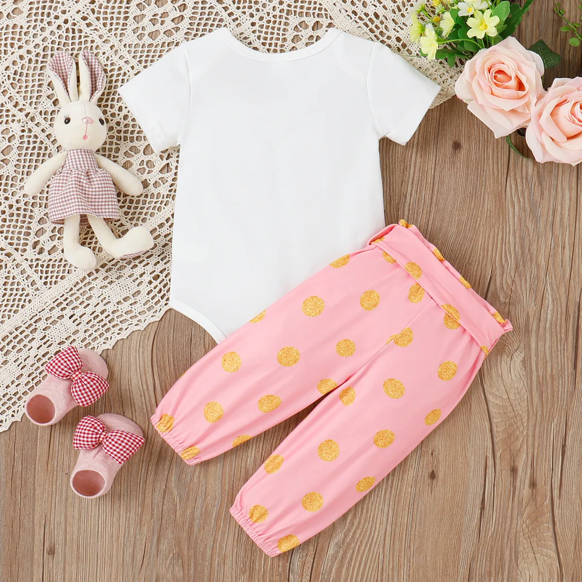 Easter 3pcs Baby Girl Short-sleeve Graphic Romper and Polka Dots Pants with Belt Set Pink big image 1