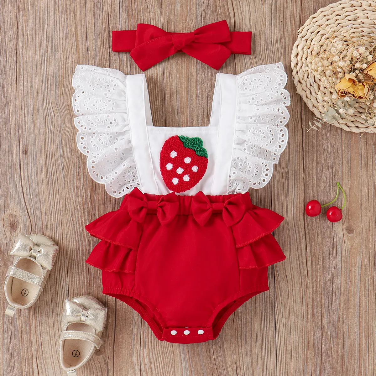 2pcs Baby Girl Strawberry Embroidered Bow Front Ruffled Spliced Romper & Headband Set Red big image 1