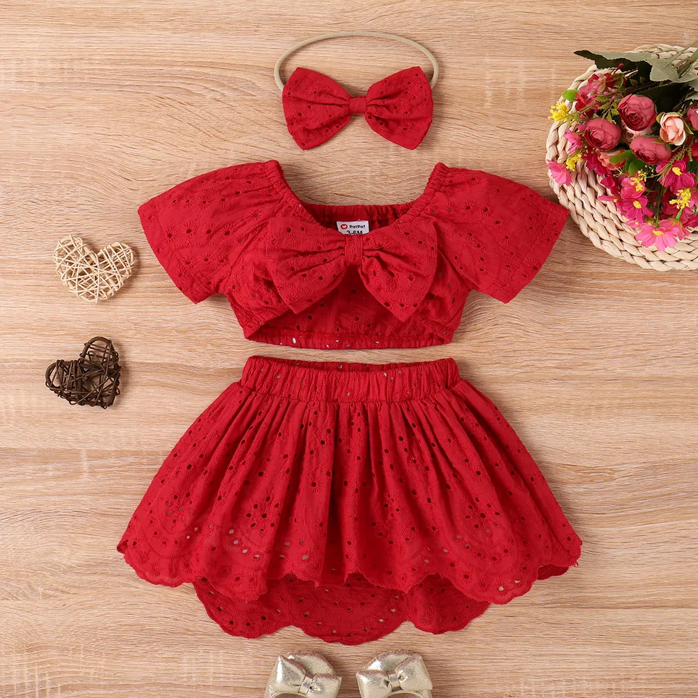 3pcs Baby Girl Solid Eyelet Embroidered Bow Front Short-sleeve Crop Top and High Low Hem Skirt & Headband Set big image 2