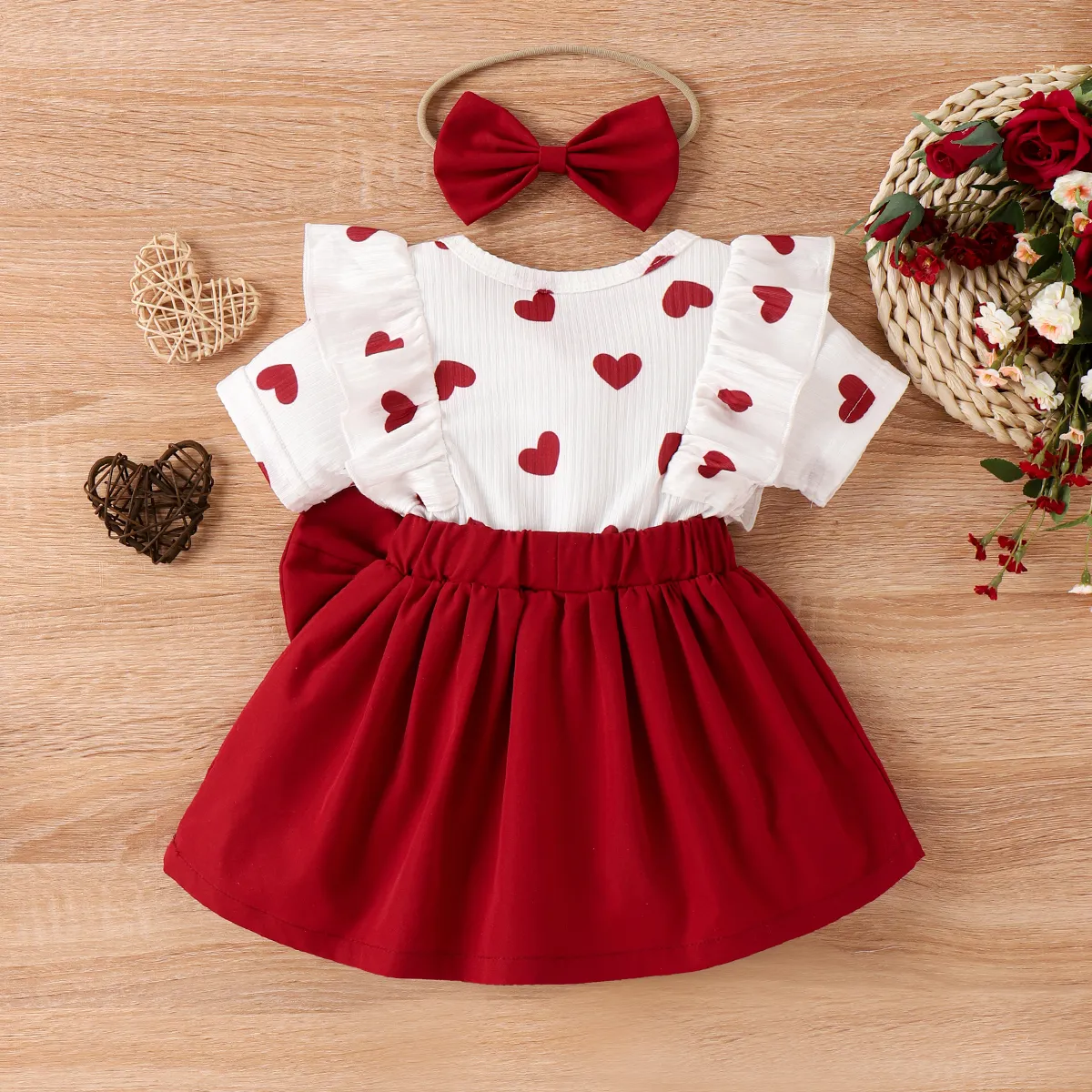 2pcs Baby Girl Heart Print Ruffled Short-sleeve Faux-two Bow Front Dress & Headband Set WineRed image 2