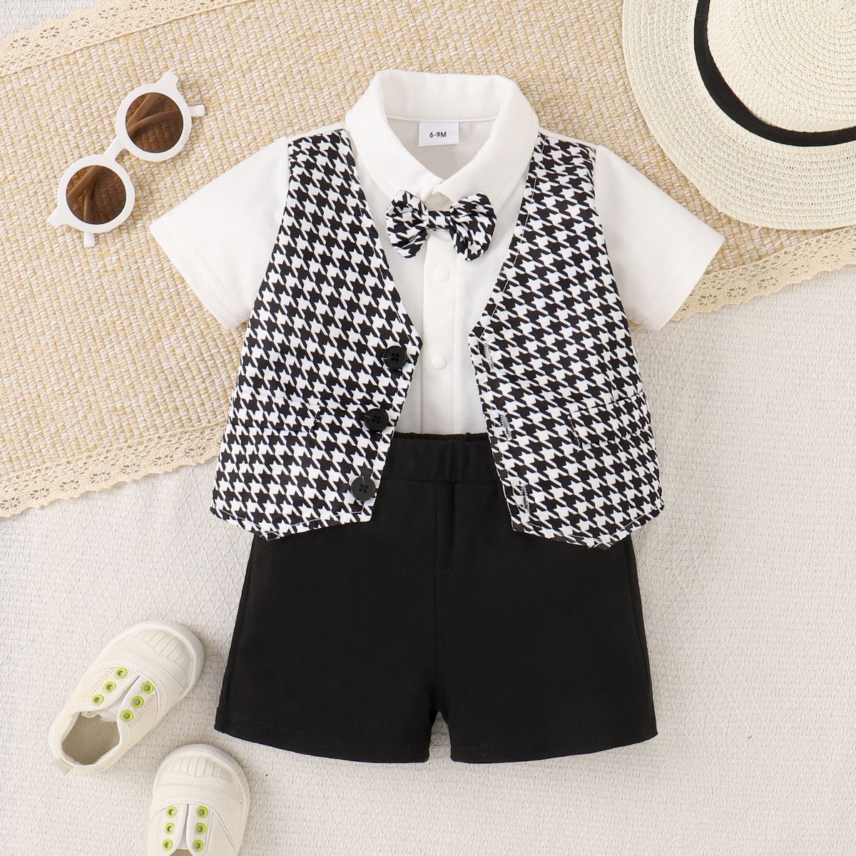 

2pcs Baby Boy Front Buttons Houndstooth Short-sleeve Top and Solid Shorts Set