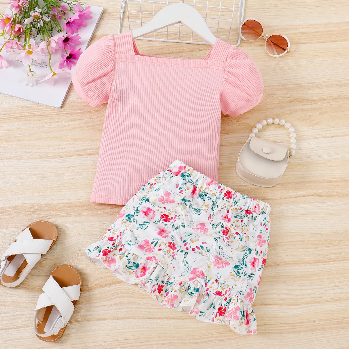 2pcs Toddler Girl Sweet Solid Puff Sleeve Ribbed Cotton Top and Floral Print Skirt Set  image 3