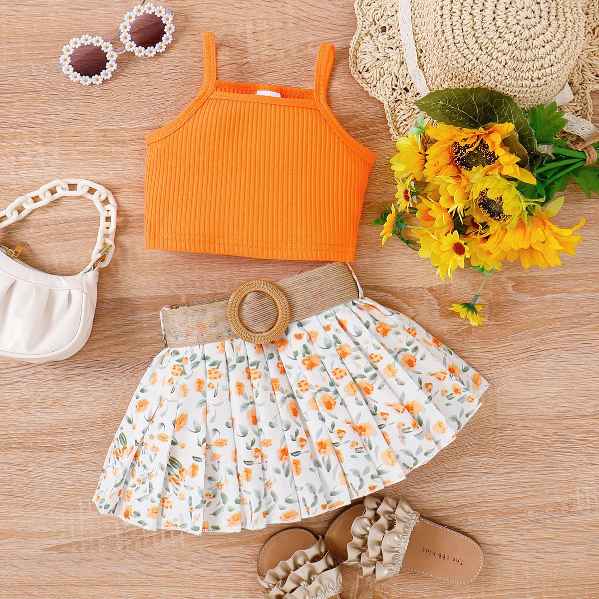3pcs Toddler Girl Sweet Ribbed Crop Camisole And Floral Print Pleated Skirt & Belt Set