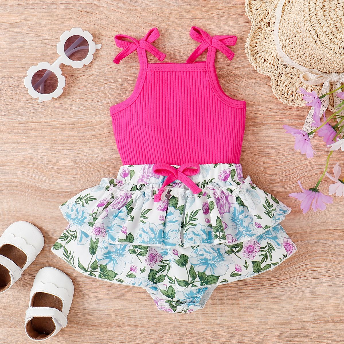 

2pcs Baby Girl 95% Cotton Knot Shoulder Rib-knit Tank Top and Floral Print Skort Set