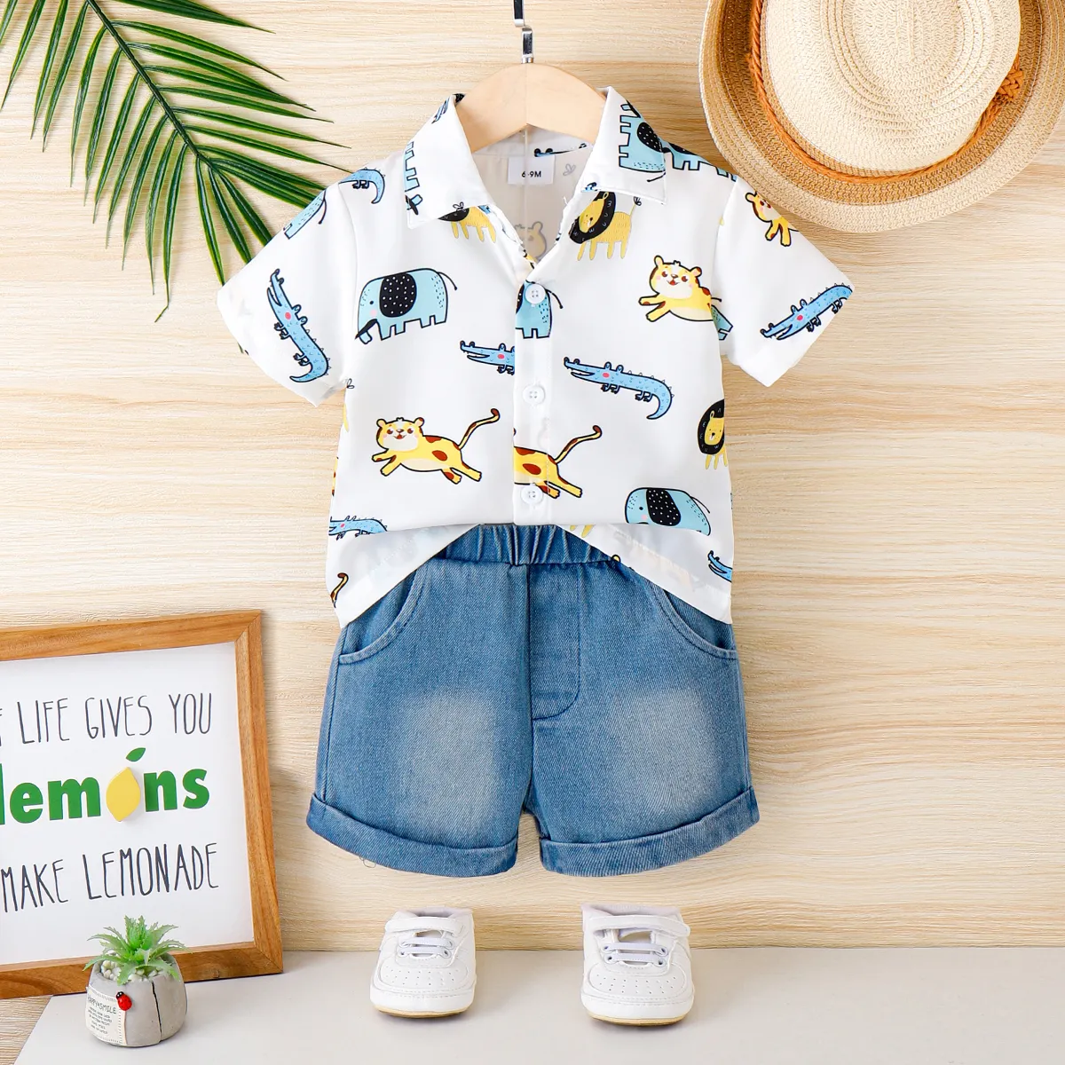 2pcs Baby Boy Allover Animals Print Front Buttons Lapel Collar Short-sleeve Shirt and Pockets Denim 