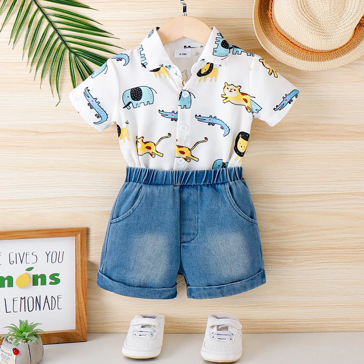 2pcs Baby Boy Allover Animals Print Front Buttons Lapel Collar Short-sleeve Shirt and Pockets Denim Shorts Set Blue big image 1