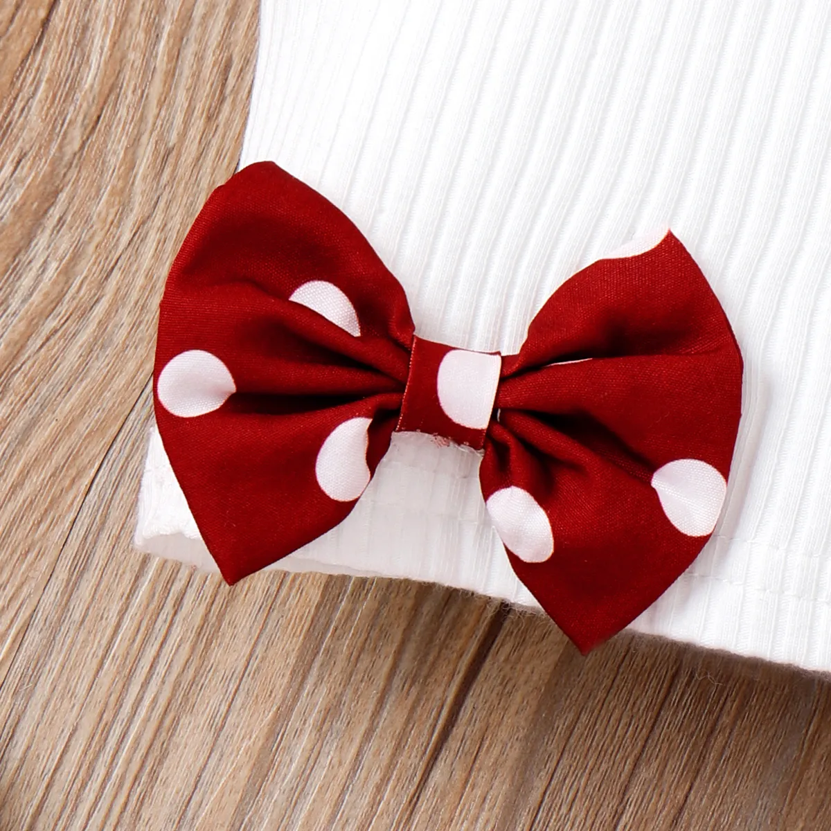 2pcs Toddler Girl Bow Decor Rib-knit Cami Top and Polka Dots Flared Pants Set  image 4