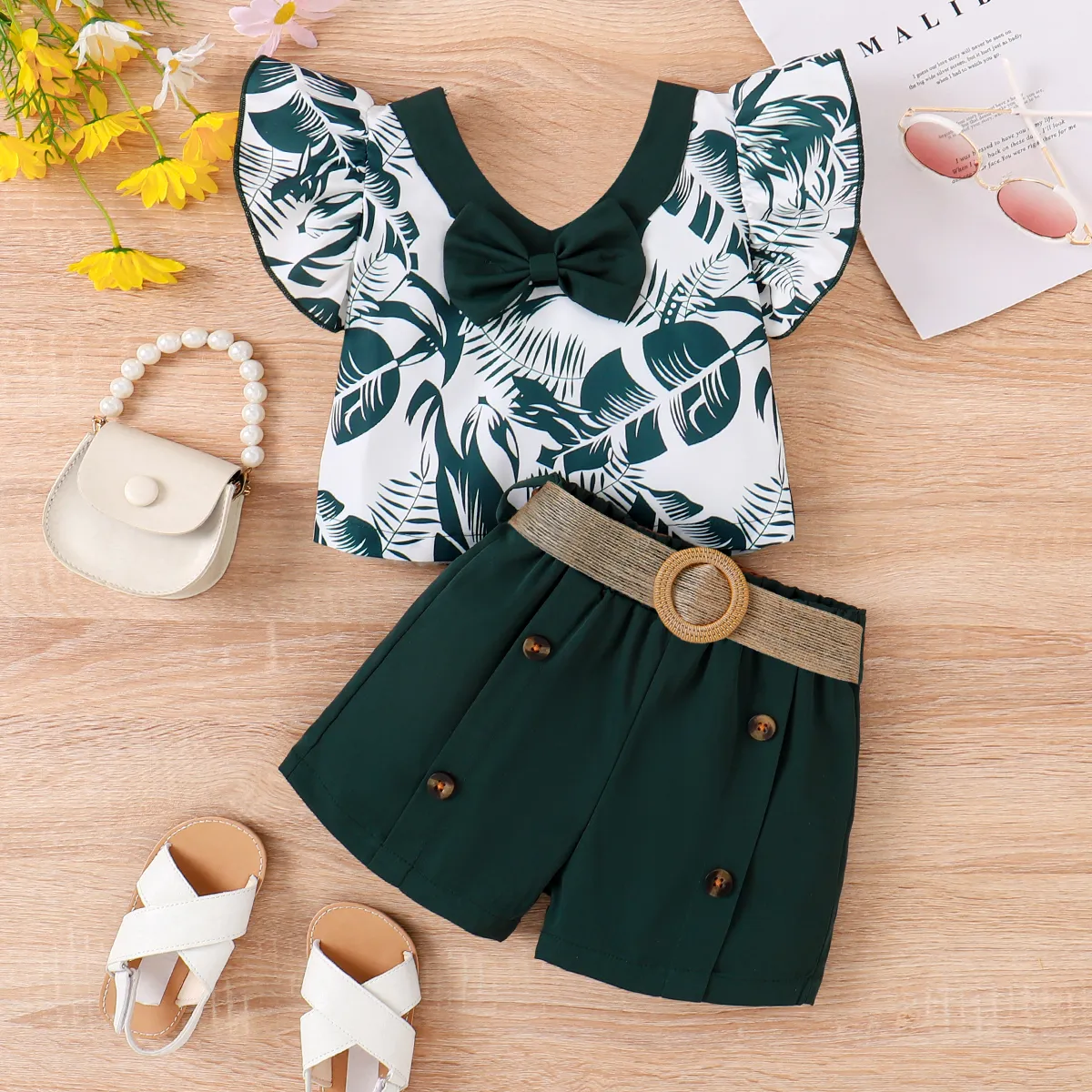 2pcs Toddler Girl Palm Leaf Print Bow Front Flutter-sleeve Top and Belted Solid Shorts Set
