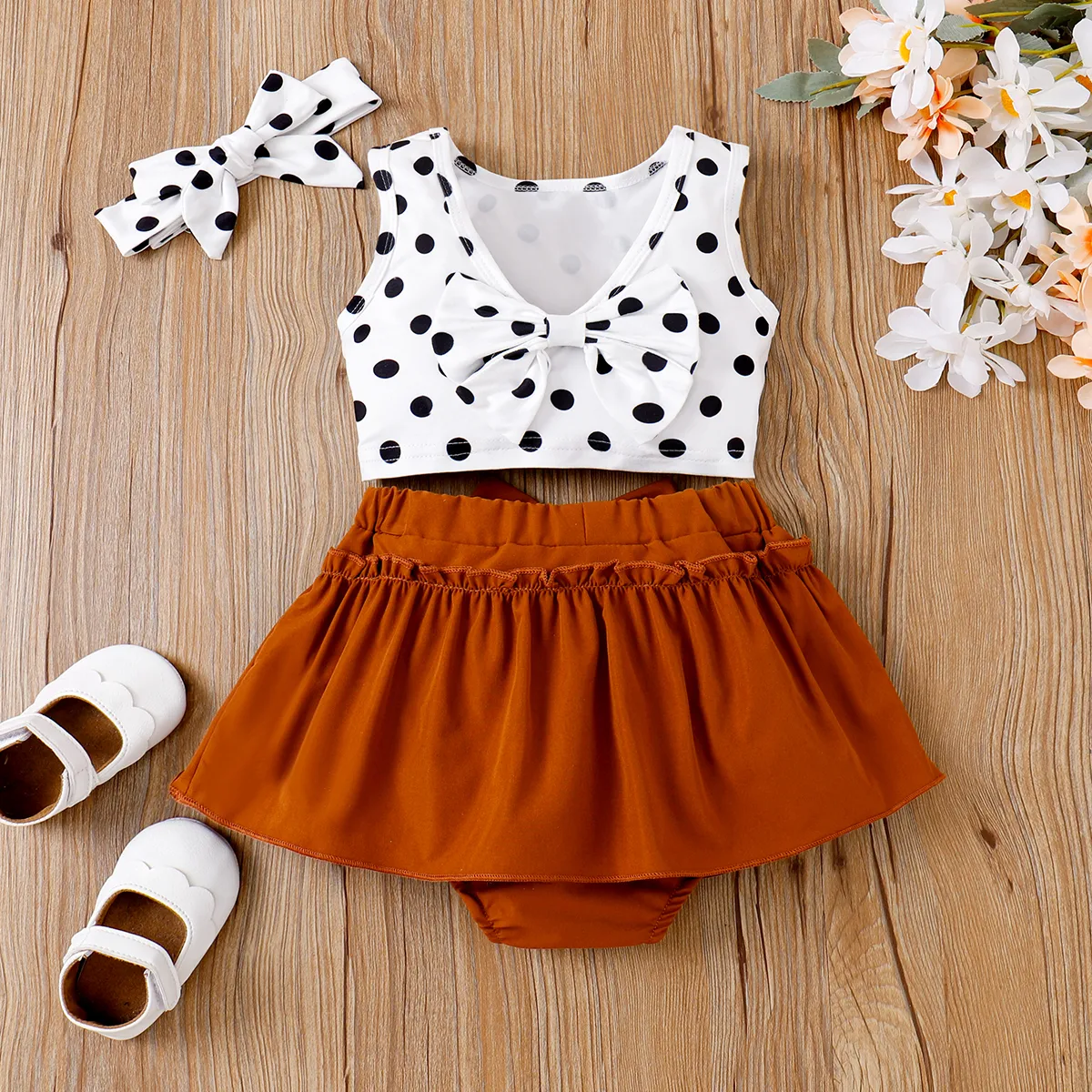 3pcs Baby Girl Bow Decor Polka Dots Strappy Top and Solid Skirt & Headband Set  image 3