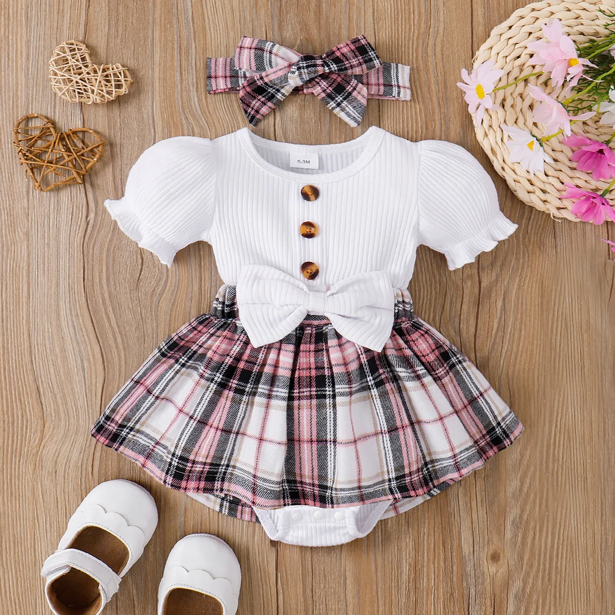 2pcs Baby Girl 95% Cotton Front Buttons Bow Decor Puff-sleeve Romper and Headband Set White big image 1