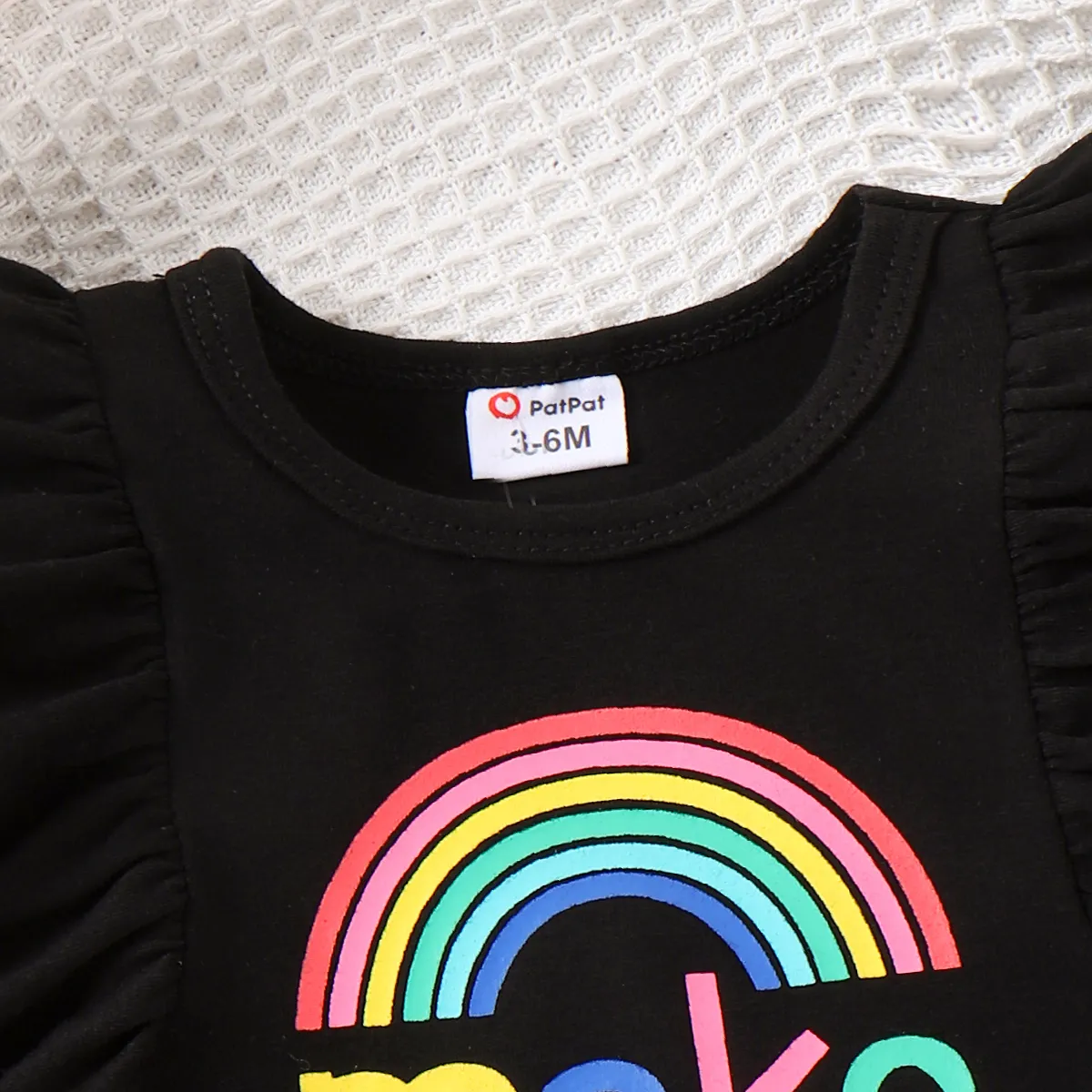 2pcs Baby Girl Rainbow Letter Print Ruffle-sleeve Top and Colorblock Skirt Set   image 6