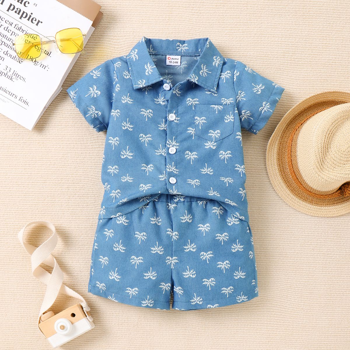 

2pcs Baby Boy Allover Tree Print Short-sleeve Shirt and Shorts Set