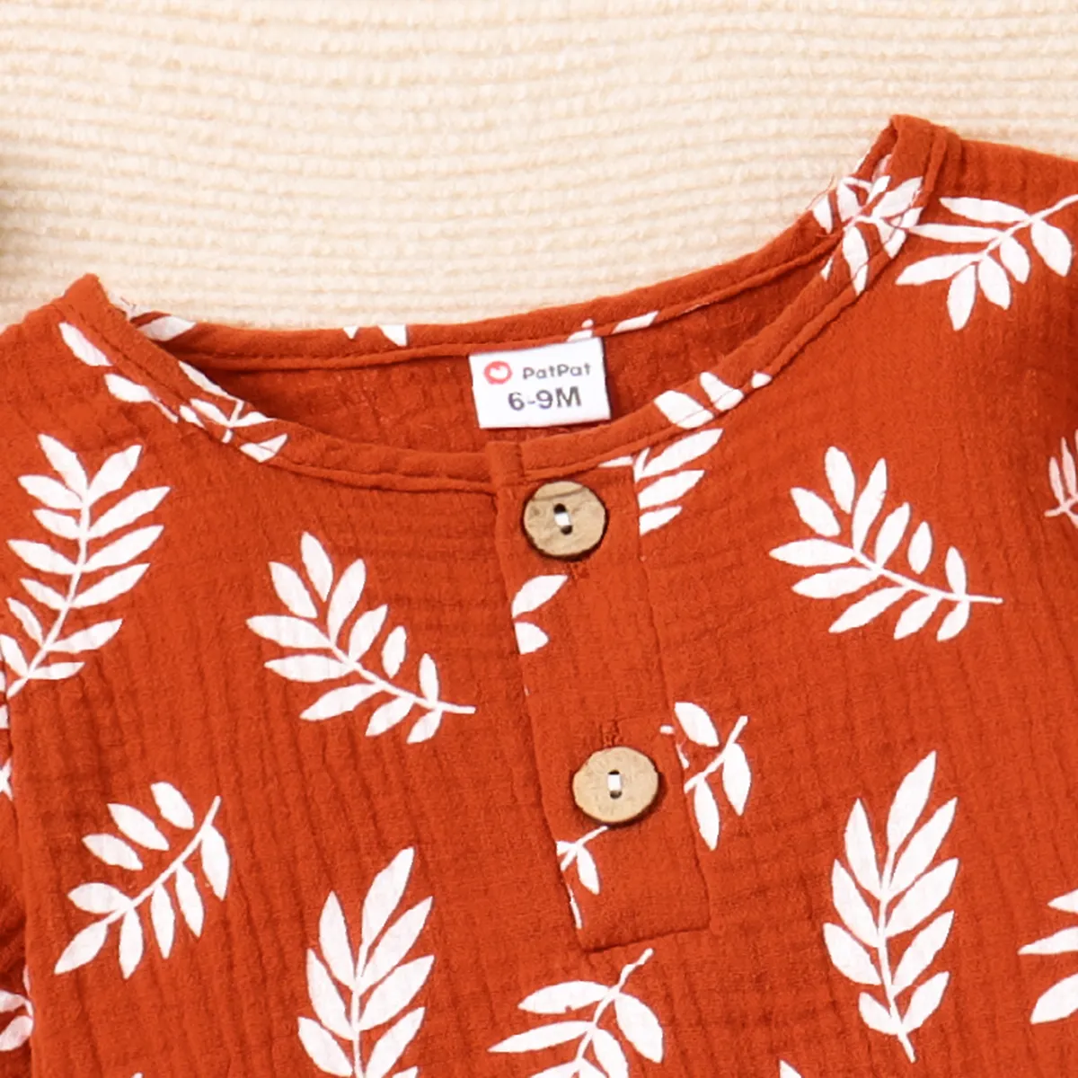 2pcs Baby Girl/Boy 95% Cotton Palm Leaf Print Short-sleeve Top and Pants Set  Brown image 3