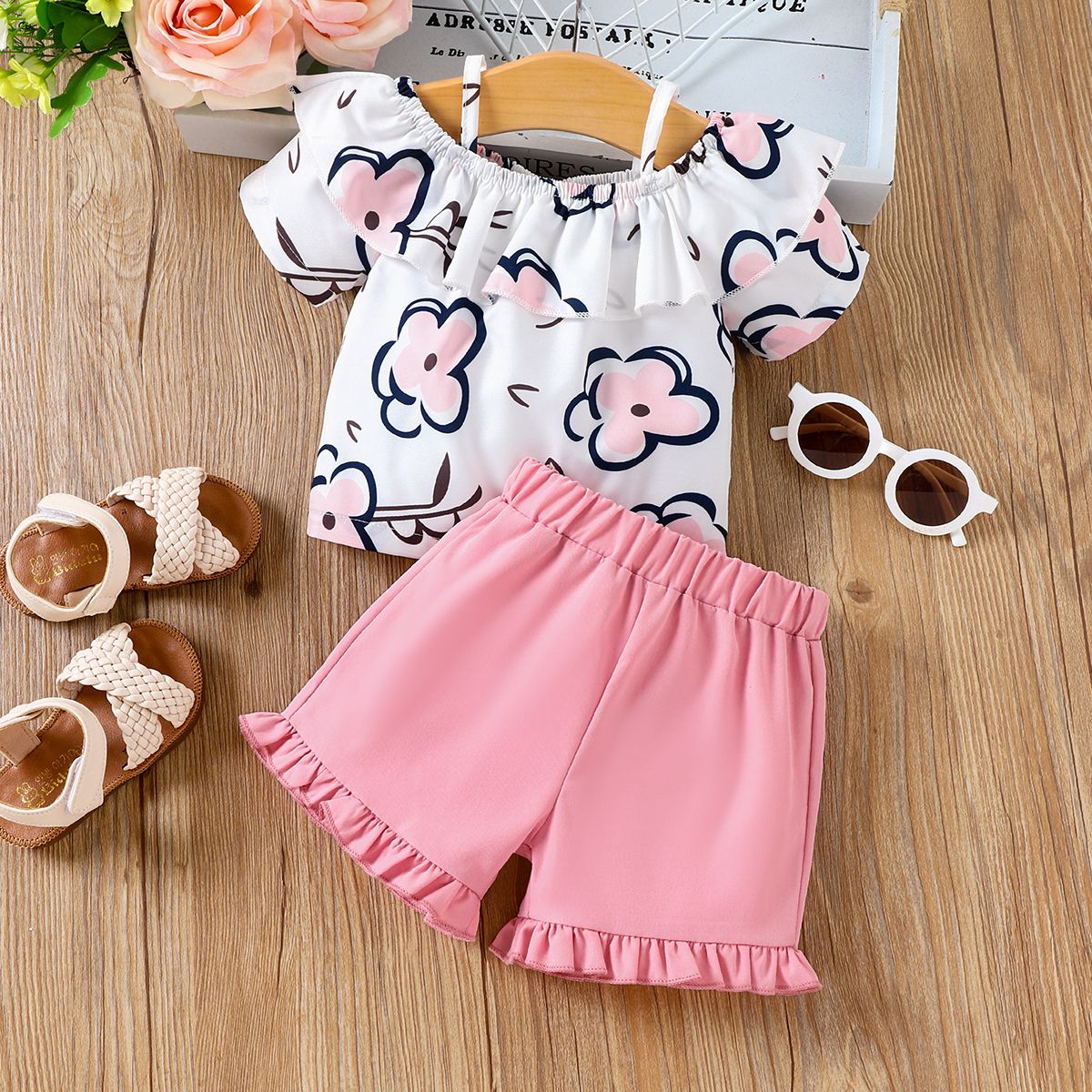 2pcs Baby Girl Ruffle Floral Print Short-sleeve Top And Solid Shorts Set