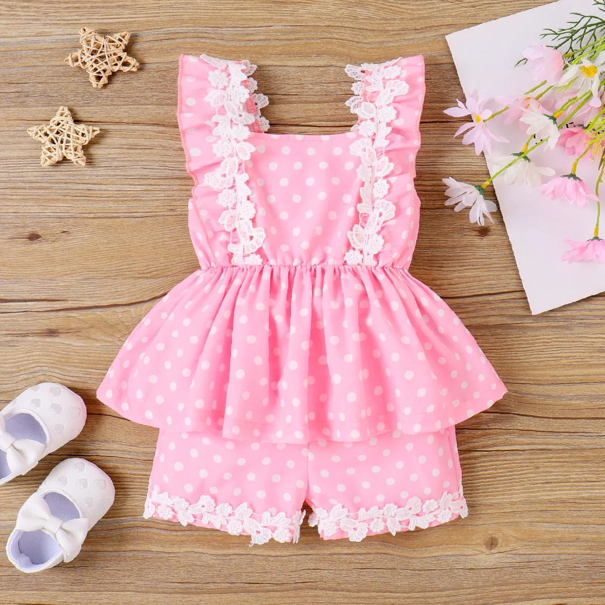 2pcs Baby Girl Lace Polka Dots Ruffle Top and Shorts Set  image 2