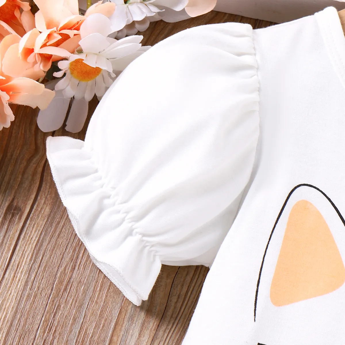 2pcs Toddler Girl Cat Pattern Puff-sleeve Top and Ruffle Solid Skirt Set  image 5