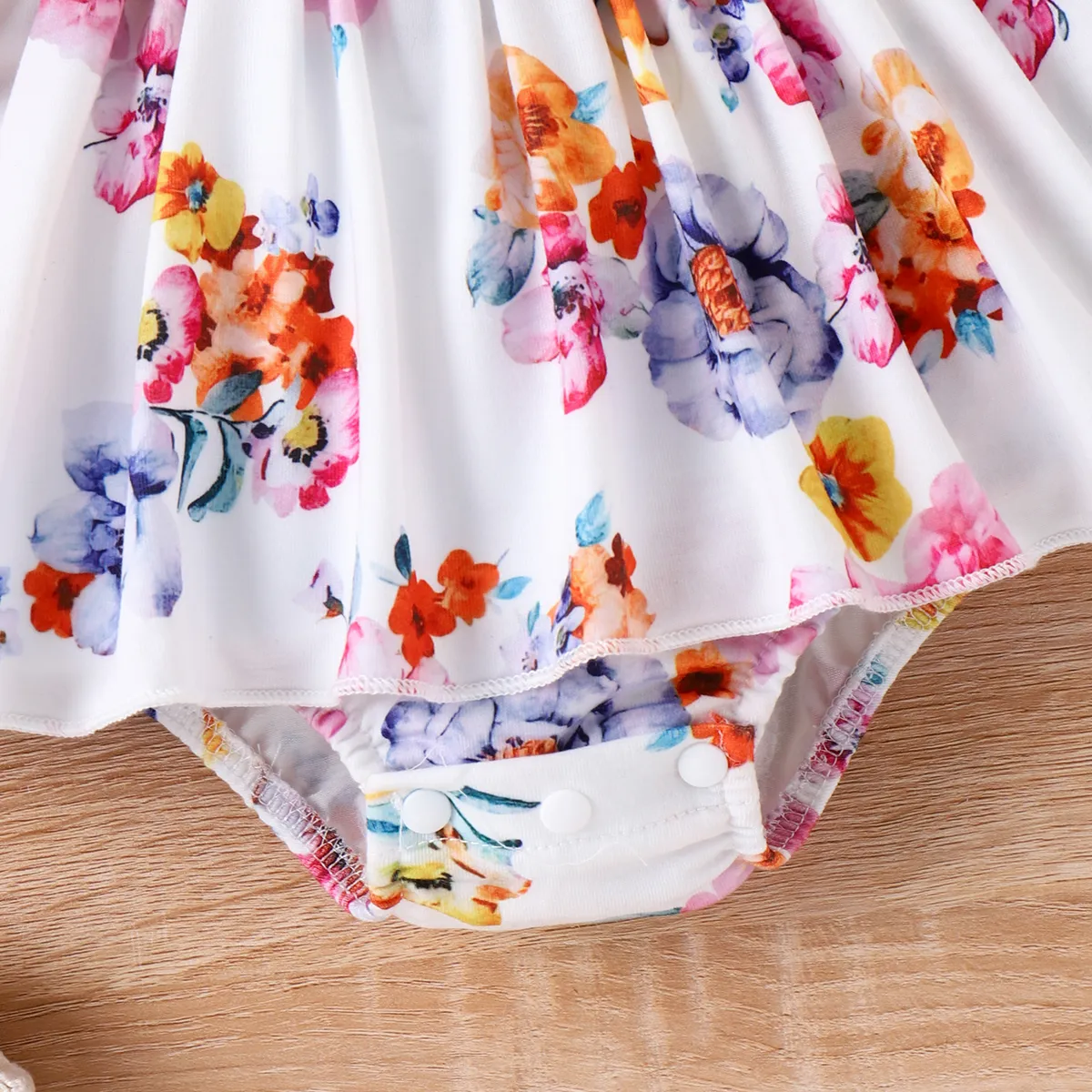 2pcs Baby Girl Allover Floral Print Flutter-sleeve Bodysuit with Headband   image 3