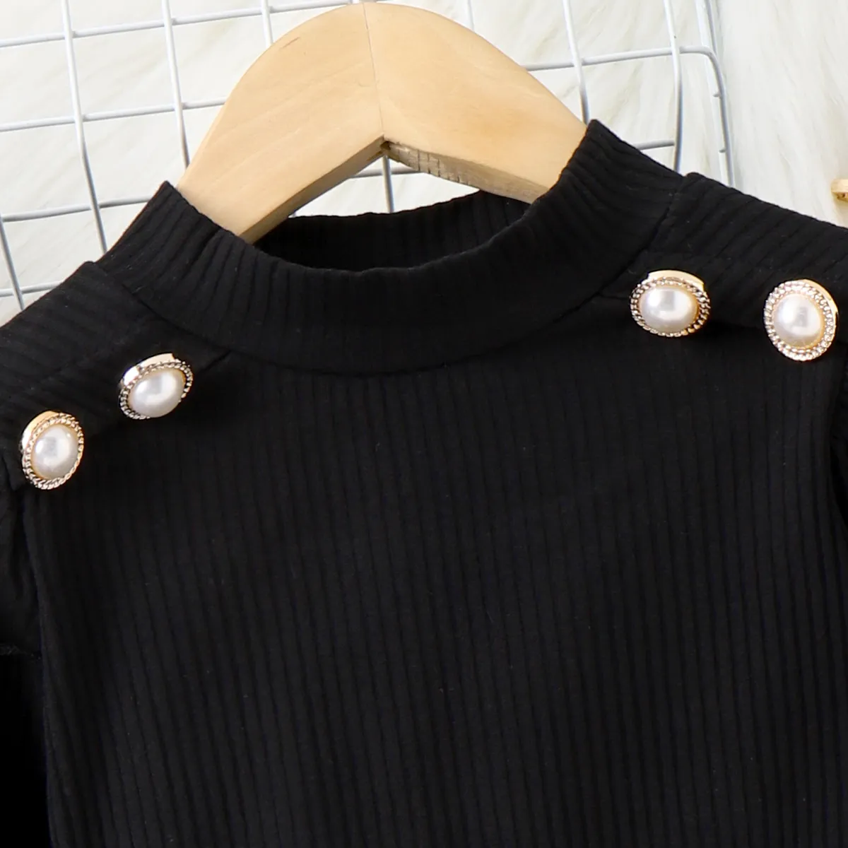 2pcs Kid Girl 95% Cotton Ruffle Rib-knit Top and Houndstooth Belted Shorts Set Black big image 1