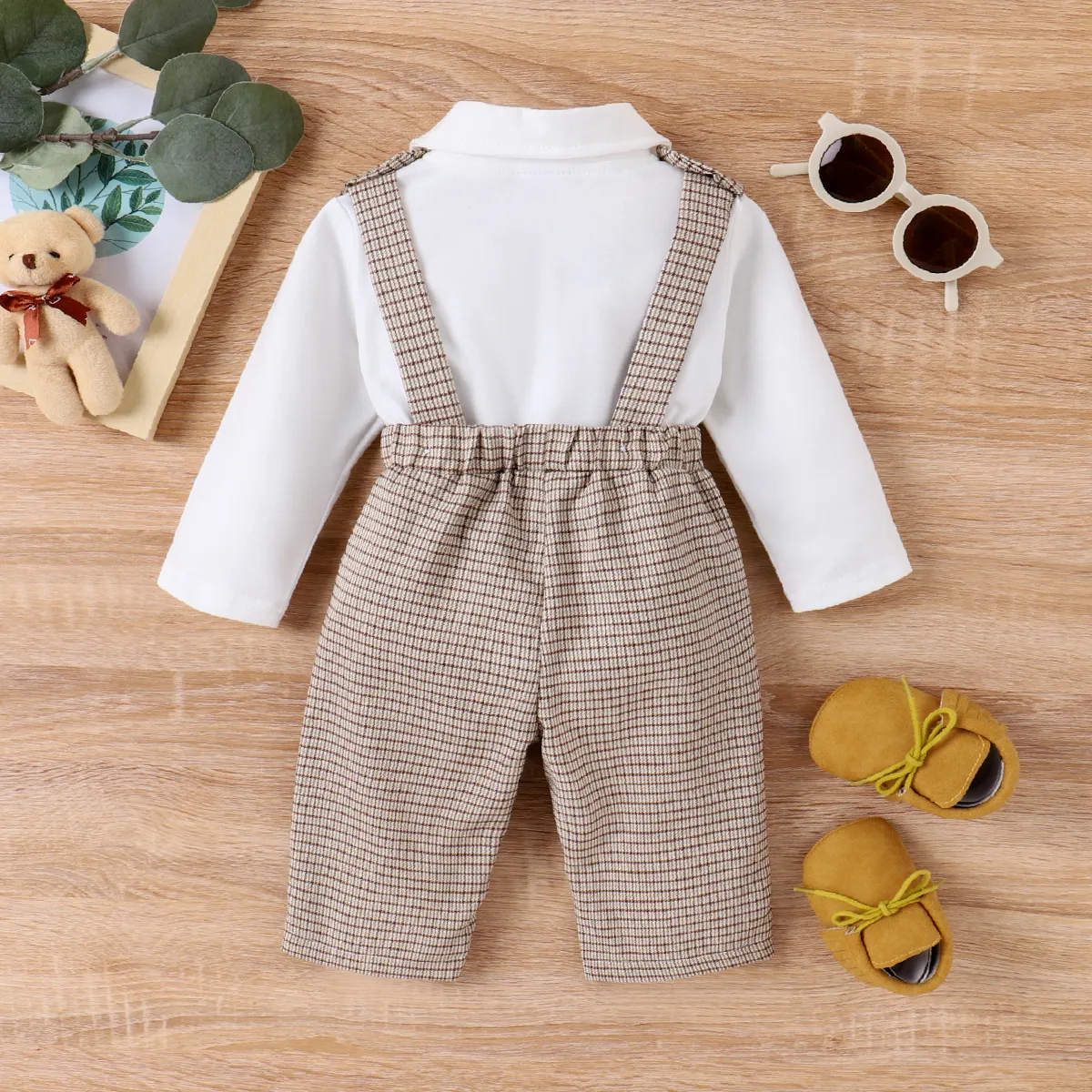 2pcs Baby Boy Plaid Bow Tie Long-sleeve Shirt and Bear Embroidery Plaid Suspender Pants Set Brown image 3