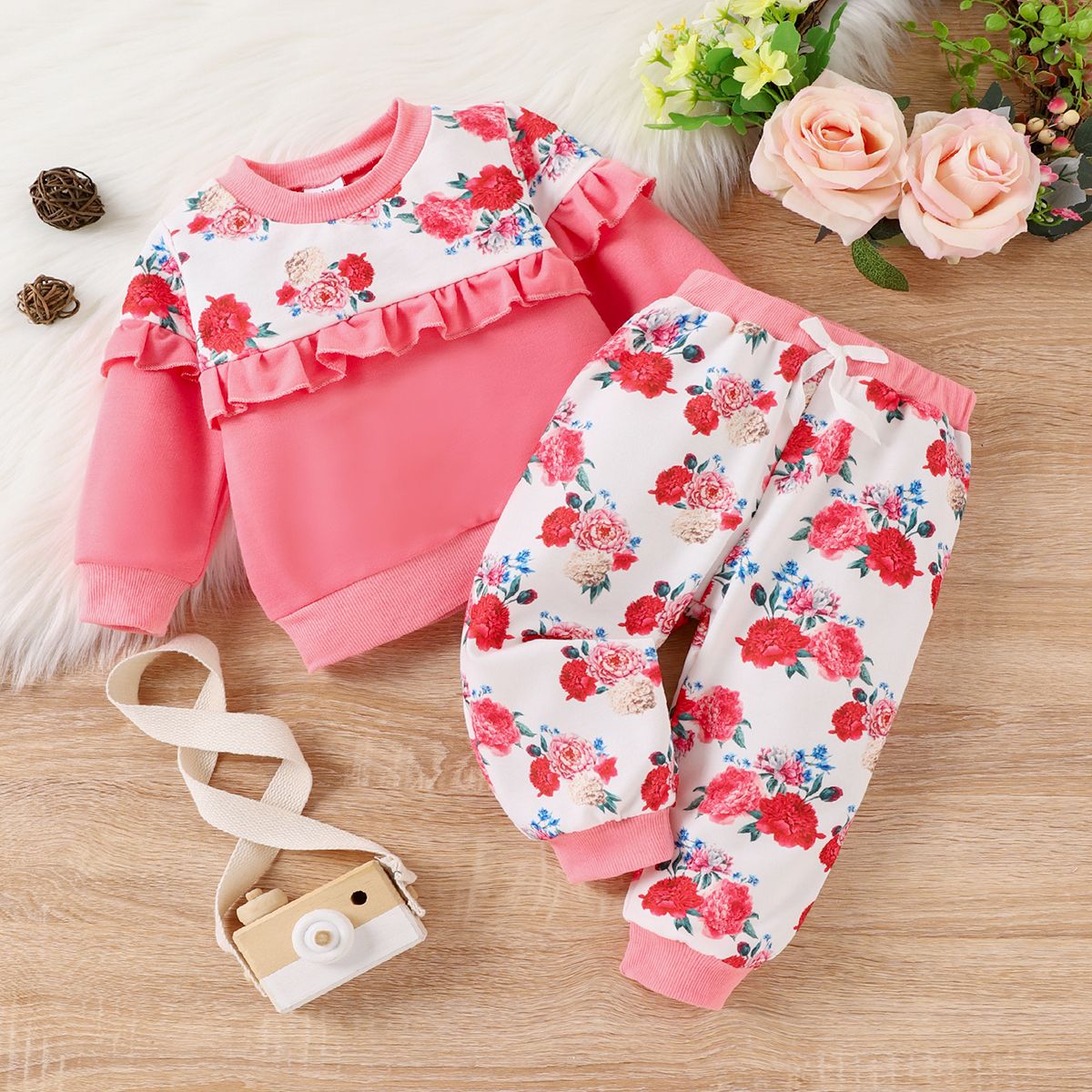 2pcs Baby Girl Floral Print Ruffle Long-sleeve Sweatshirt and Drawstring Pants Set
