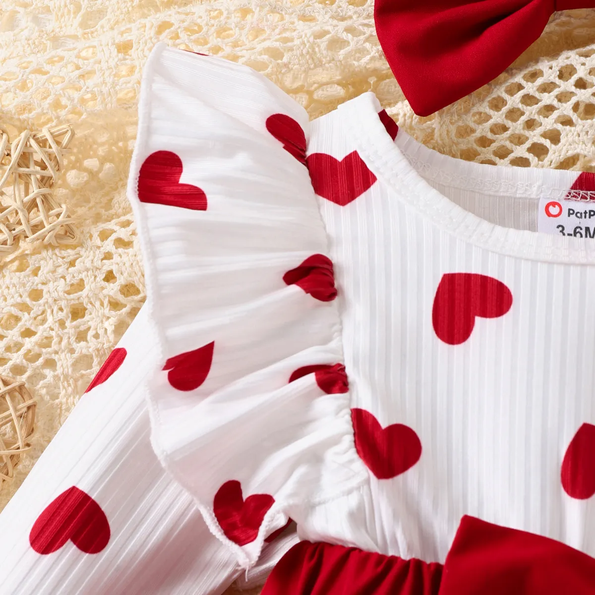 2pcs Baby Girl Heart-shaped Dress Set Red big image 1