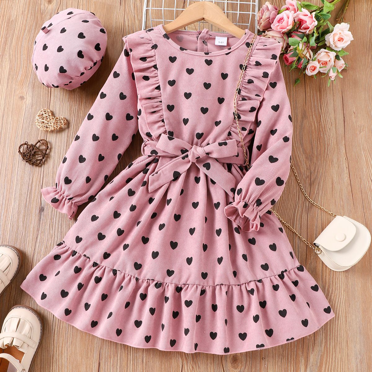 

2pcs Kid Girl Allover Heart Print Ruffle Belted Long-sleeve Dress and Hat Set