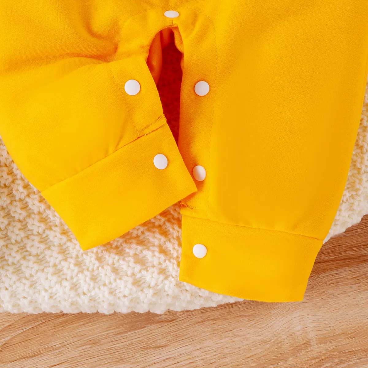 2pcs Baby Girl/Boy Lion Pattern Long Sleeve Set Yellow image 3