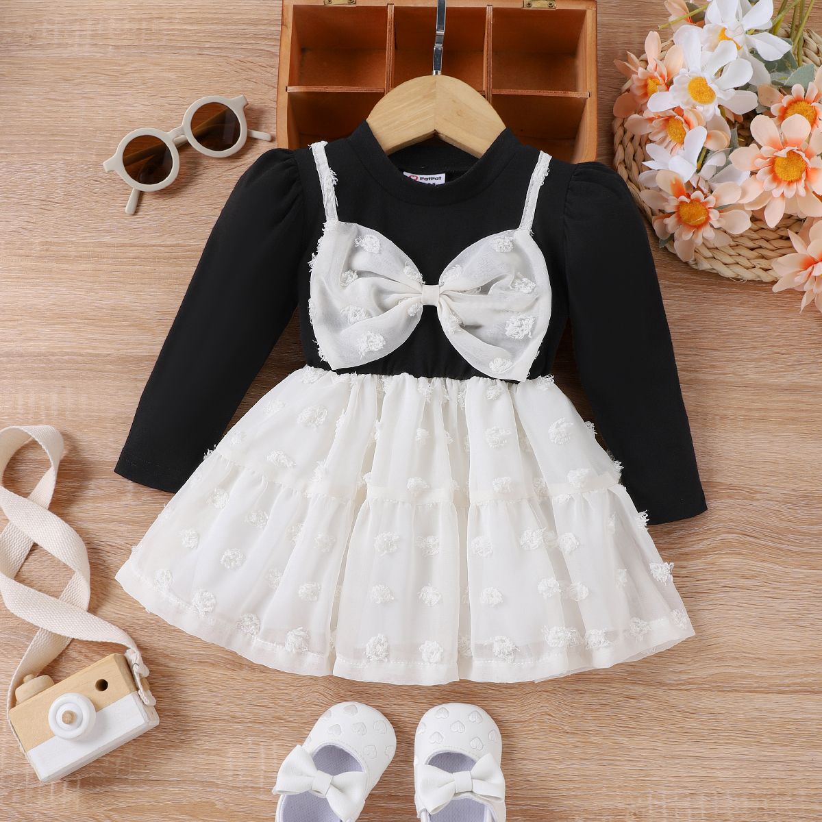 Baby Girl Sweet Fabric Stitching Solid Color Long Sleeve Dress