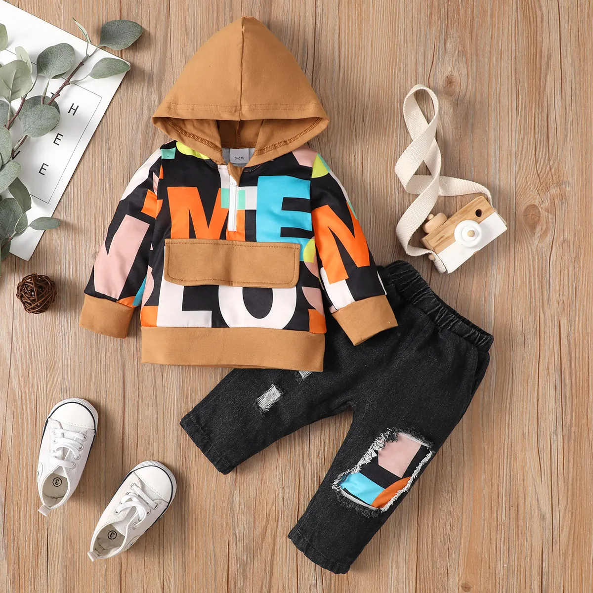 

2pcs Baby Boy 95% Cotton Ripped Jeans and Allover Letter Print Long-sleeve Hoodie Set