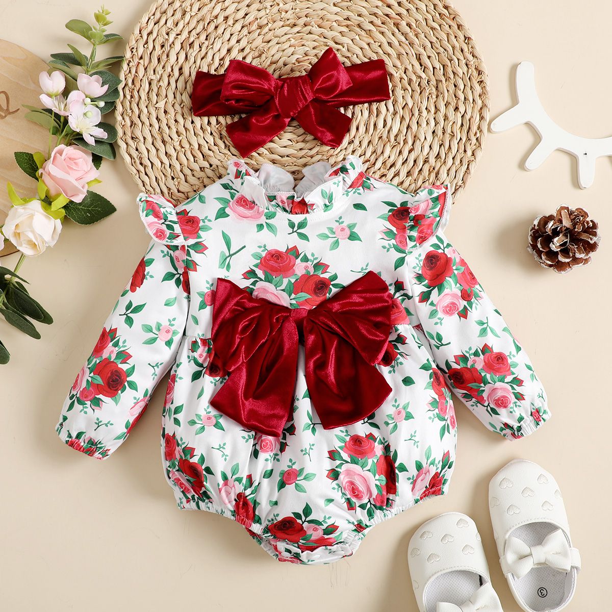 

2pcs Baby Girl Allover Red Rose Floral Print Ruffle Long-sleeve Bow Front Romper with Headband Set