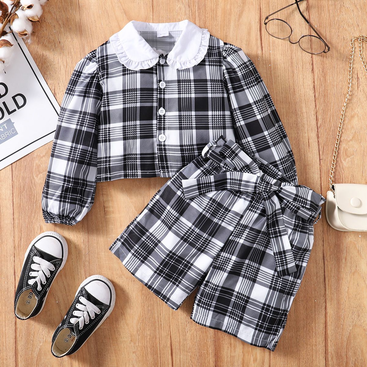 

2pcs Toddler Girl Plaid Doll Collar Button Design Long-sleeve Blouse and Belted Shorts Set
