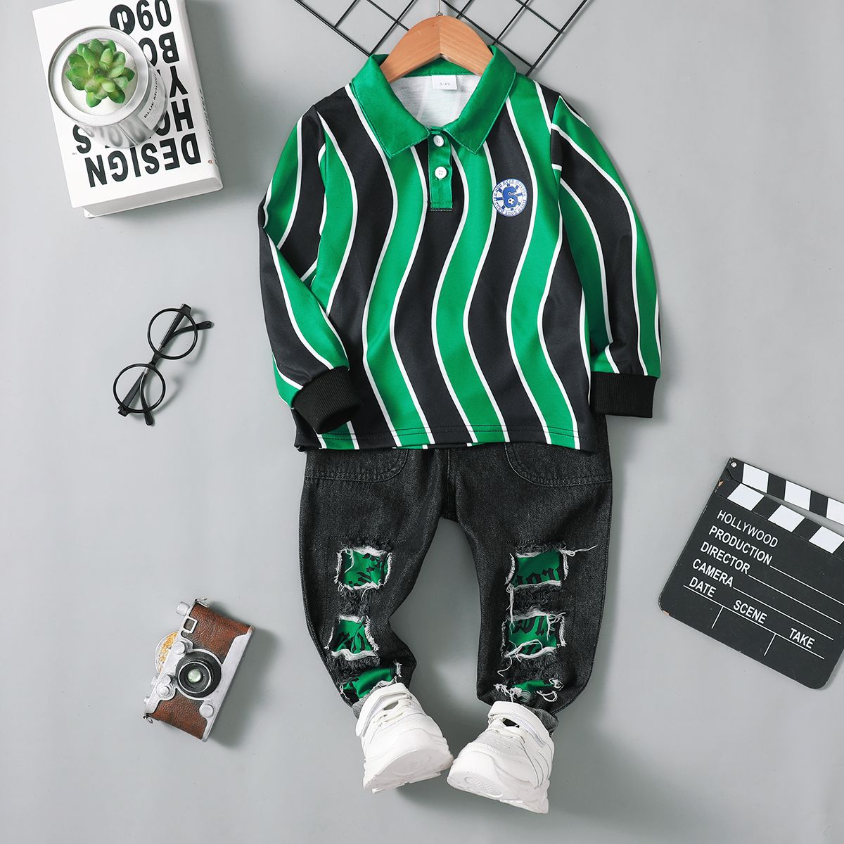 

Soccer Cup 2pcs Toddler Boy Trendy Ripped Denim Jeans and Stripe Lapel Collar Sweatshirt Set