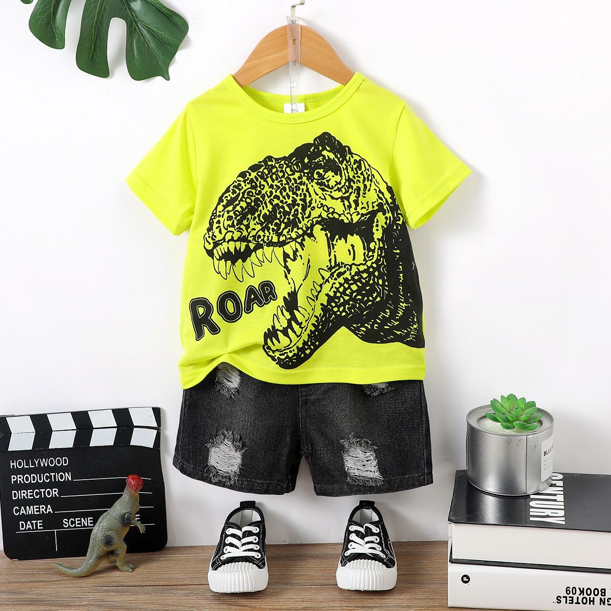 2pcs Toddler Boy Dinosaur Print Short-sleeve Tee and Ripped Denim Shorts Set