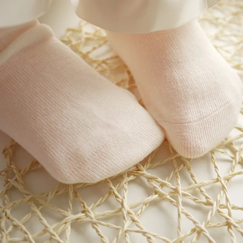 Baby / Kleinkind Mädchen Schleife Dekor Seide Design dehnbare feste Socken weiß big image 1