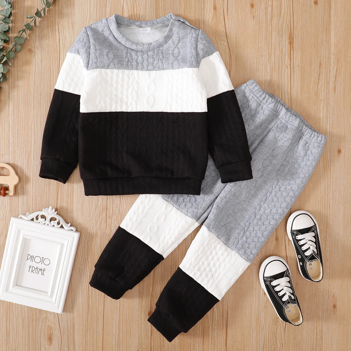 2-piece Toddler Girl/Boy Colorblock Cable Knit Sweatshirt and Pants Set Grey big image 1