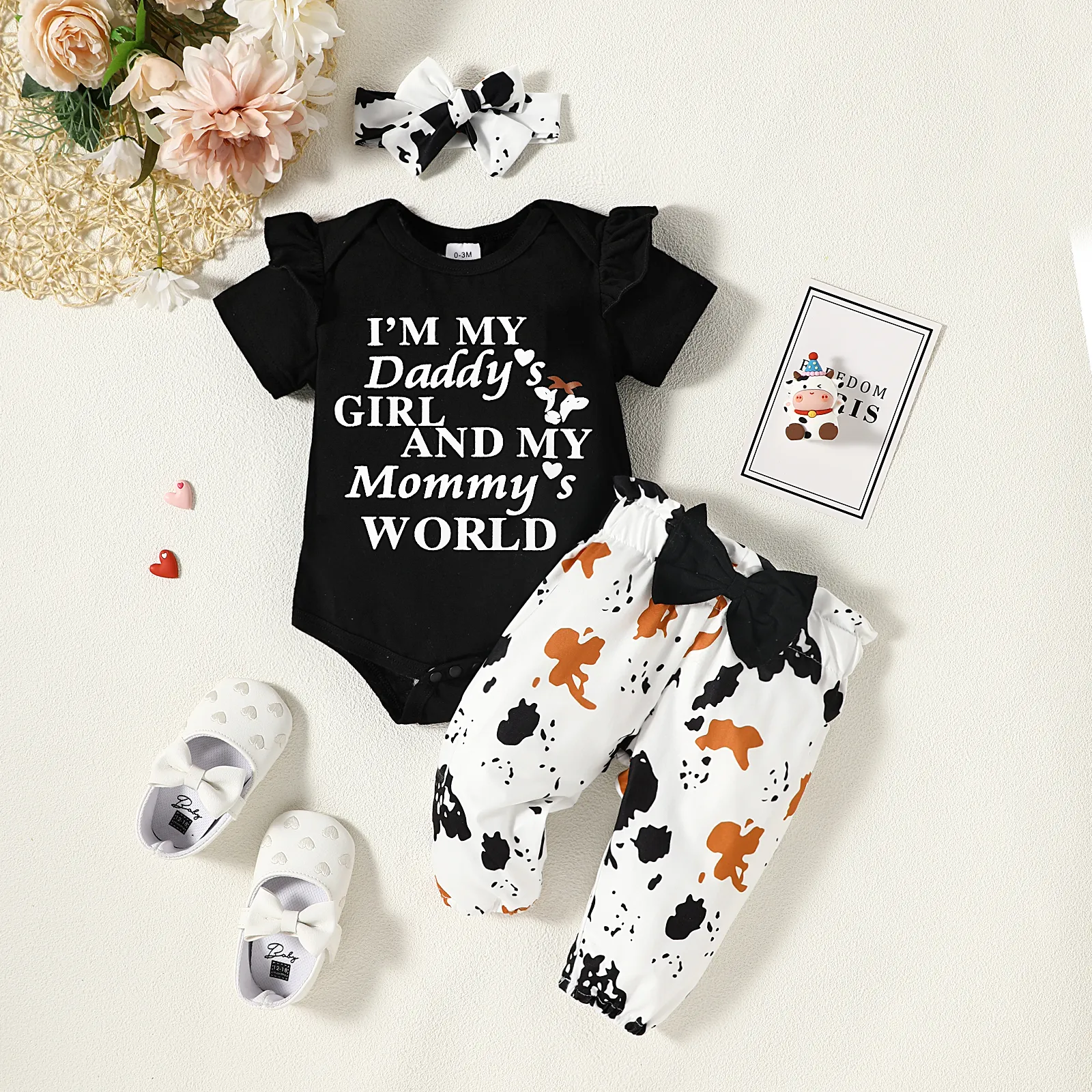 3pcs Baby Girl 95% Cotton Letters Print Ruffle Short-sleeve Romper and Allover Print Bow Decor Pants & Headband Set BlackandWhite big image 1