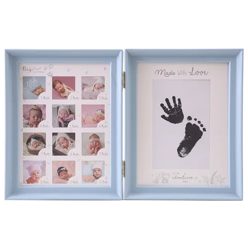 main de bébé tampon encreur filigrane bois cadre photo souvenir