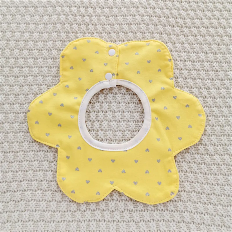 

3-pack Baby Bibs Petal Shape Print Bandana Drool Bibs for Feeding & Drooling & Teething