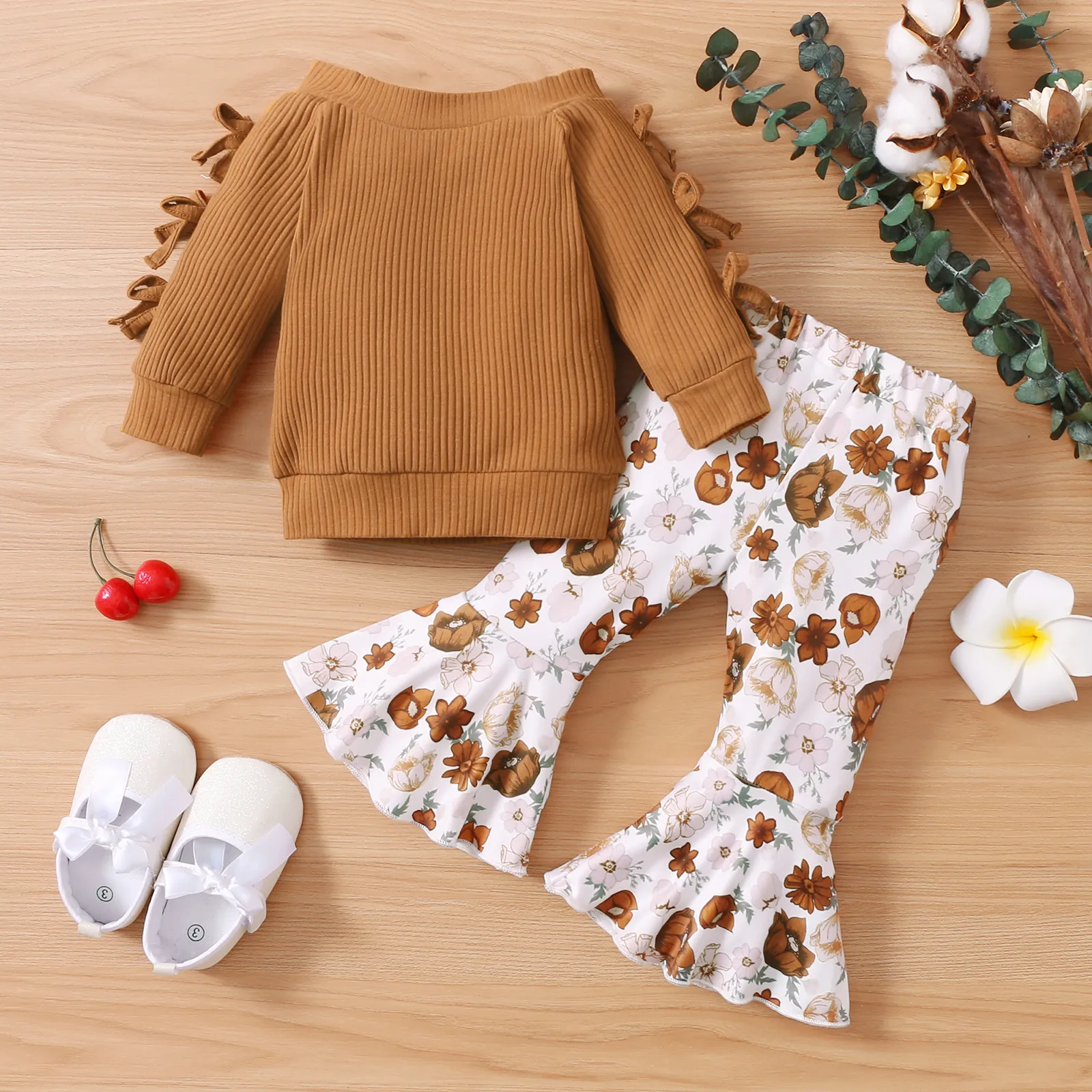 2pcs Baby Solid Ribbed Off Shoulder Bowknot Long-sleeve Top and Floral Print Bell Bottom Pants Set Ginger big image 1