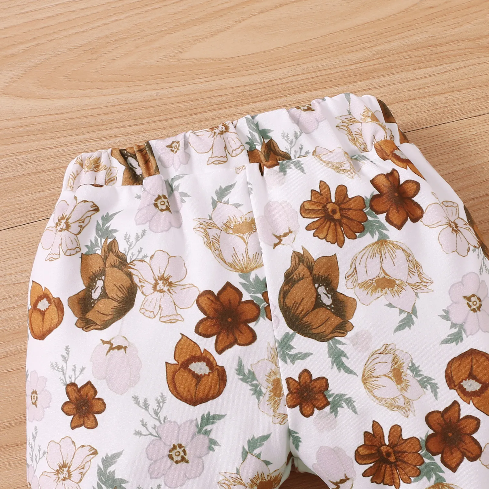 2pcs Baby Solid Ribbed Off Shoulder Bowknot Long-sleeve Top and Floral Print Bell Bottom Pants Set Ginger image 6