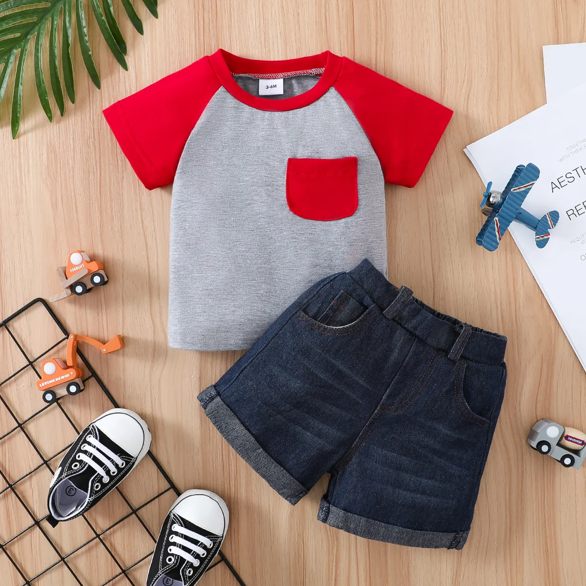 

2pcs Baby Boy 100% Cotton Denim Shorts and Colorblock Raglan-sleeve T-shirt Set