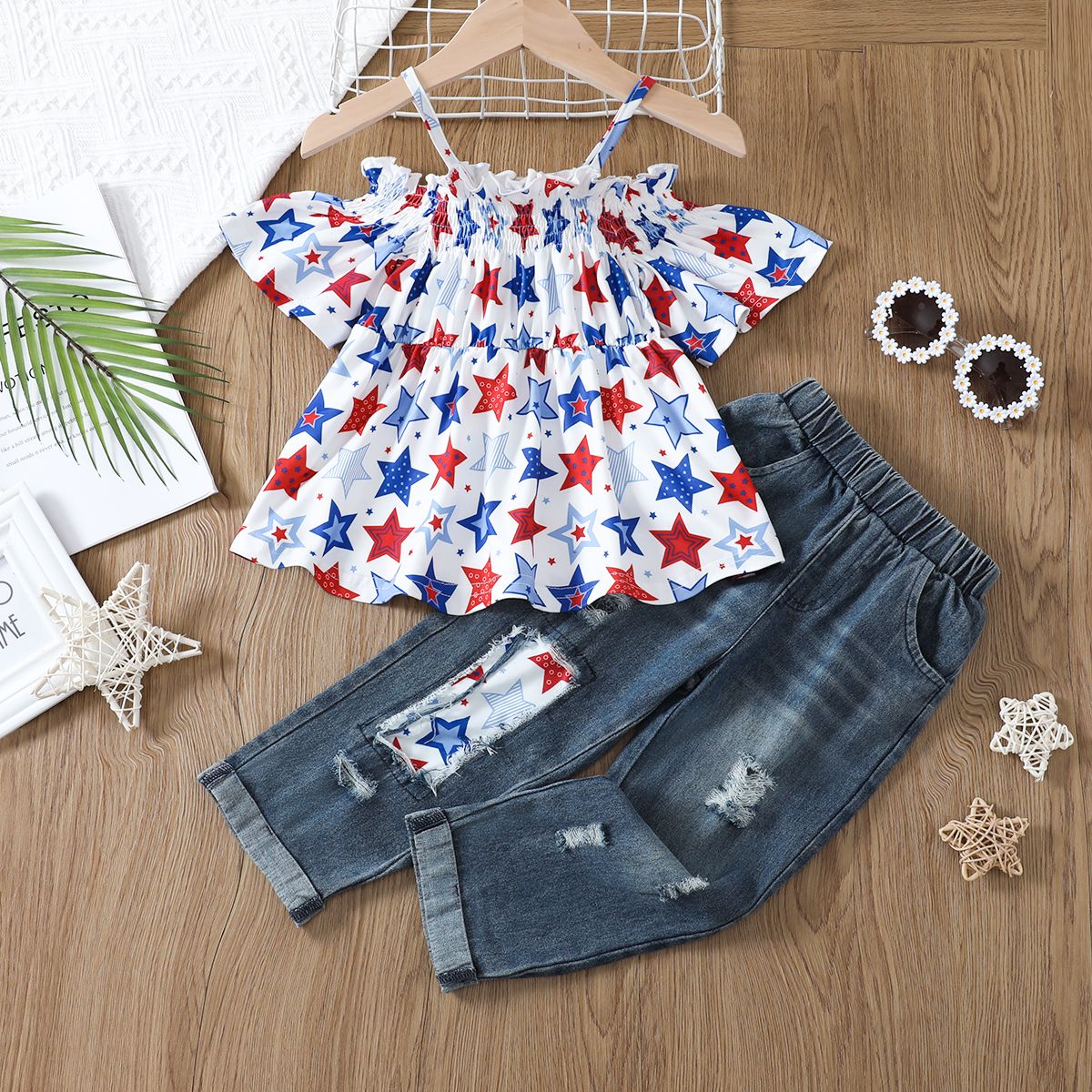 

independence 2pcs Toddler Girl Star Print Smocked Camisole and Patchwork Denim Jeans Set