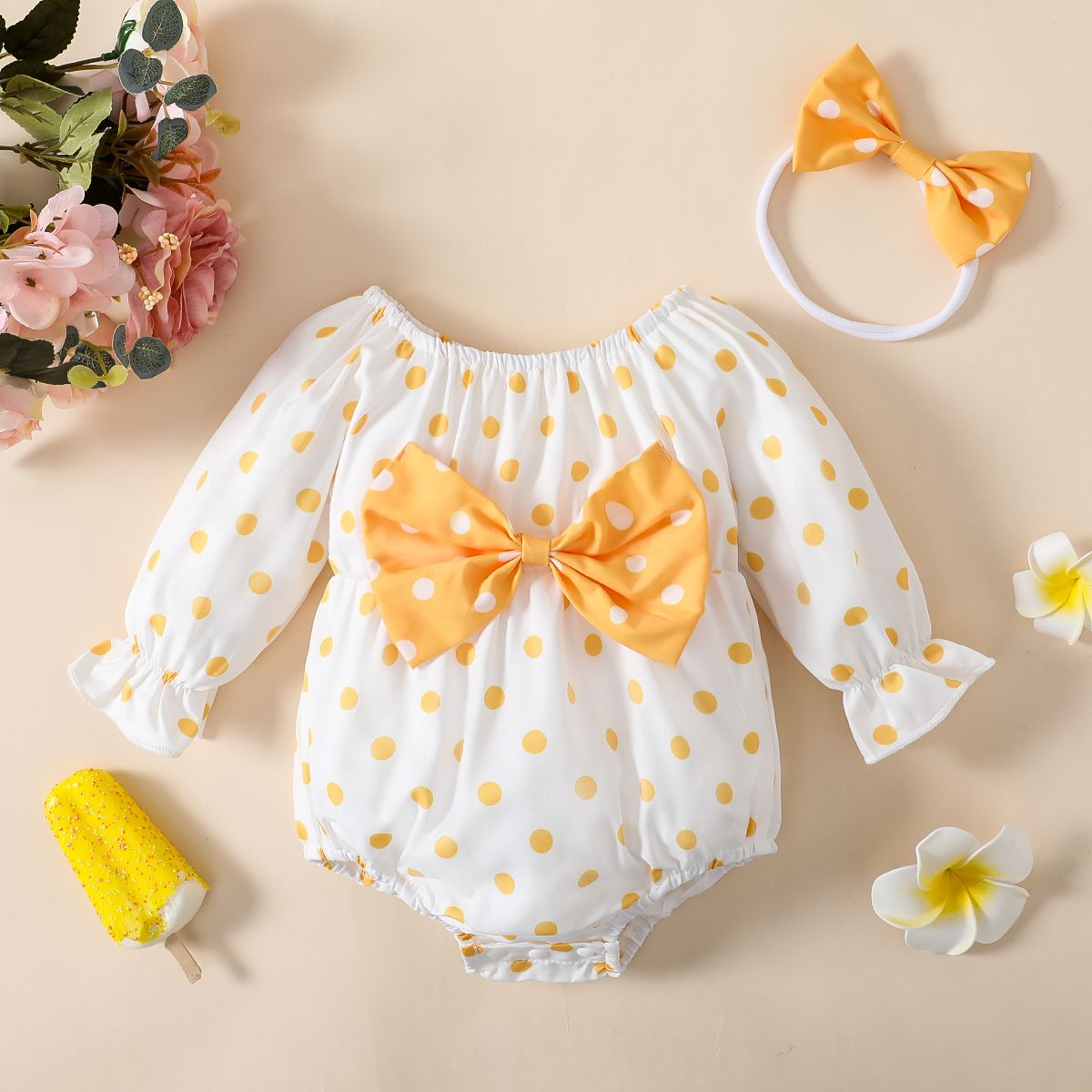 

2pcs Baby Girl Bow Front Polka Dot Print Long-sleeve Romper with Headband Set